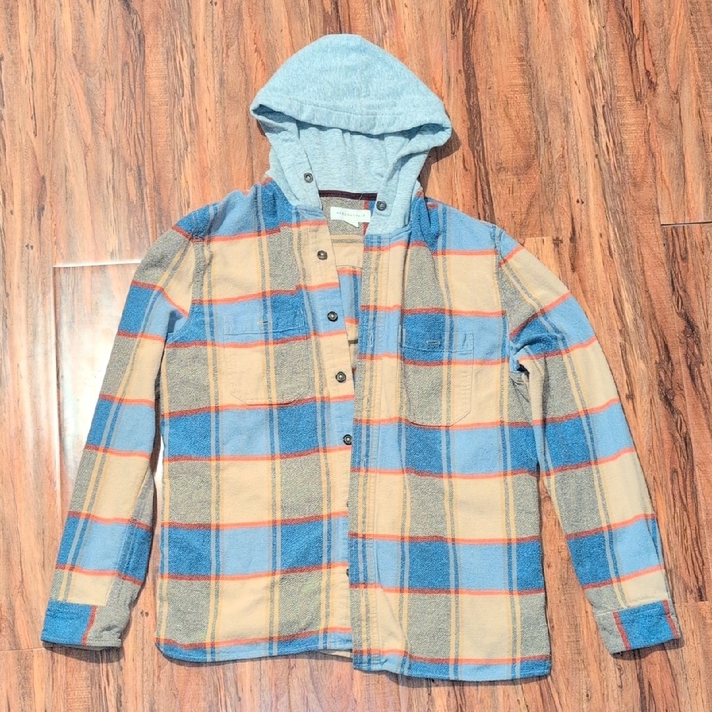 Aeropostale Blue and Cream Button Down Shirt Relaxed Fit